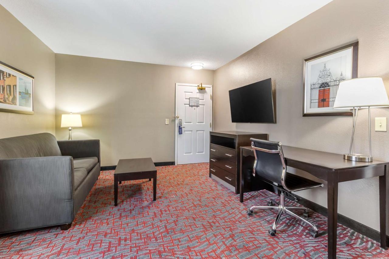 Best Western Airport Inn & Suites Норт-Чарлстон Екстер'єр фото