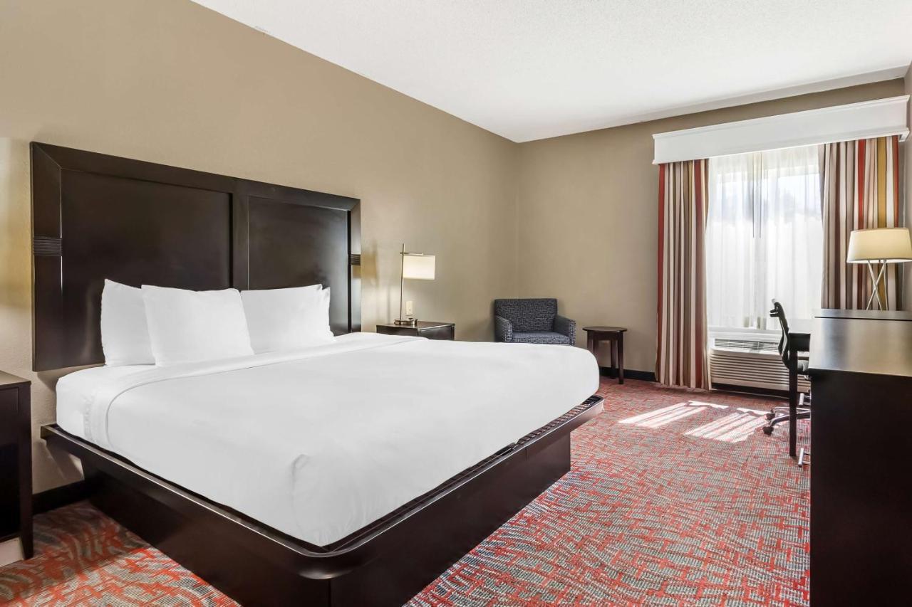 Best Western Airport Inn & Suites Норт-Чарлстон Екстер'єр фото